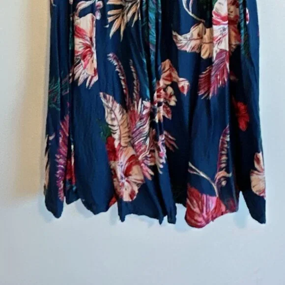 Lightweight Elastic Long Flowy Floral Print Maxi Dress - Picture 2 of 10